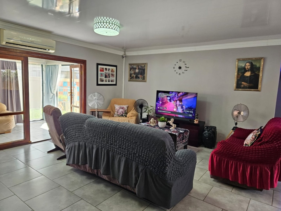 3 Bedroom Property for Sale in Hillcrest Northern Cape